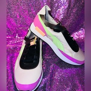WOMENS PUMA FUTURE RIDER CUT POP